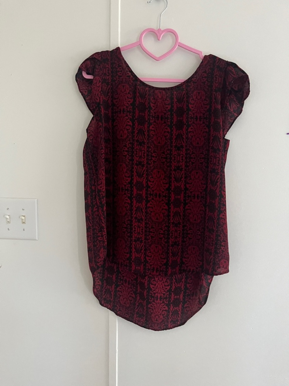Women's Red Patterned Cap-Sleeve Blouse